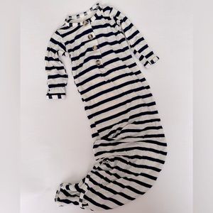 COHEN Newborn Knotted Gown - Lou Lou & Company Cream White &‎ Navy Blue Stripes